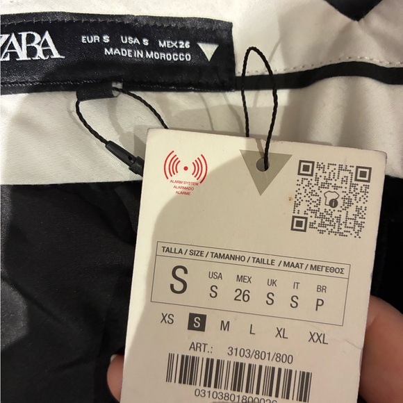 Zara Pleated Black Pants Size S NWT - Picture 4 of 4